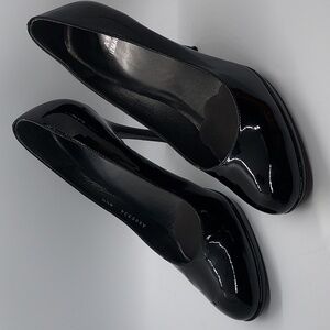 Stuart Weitzman patent leather heels women's US‎ size 8.5